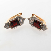 Серьга золото 585, общий вес - 2.28 г, чистый вес - 1.986 г