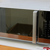 Микроволновая печь Hisense H20MOMSS4H