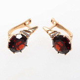 Серьга золото 585, общий вес - 1.55 г, чистый вес - 1.049 г